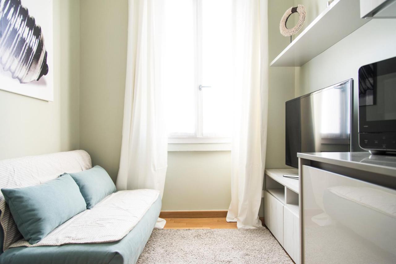 Modern 1 Bedroom Flat Metro Stop Milano