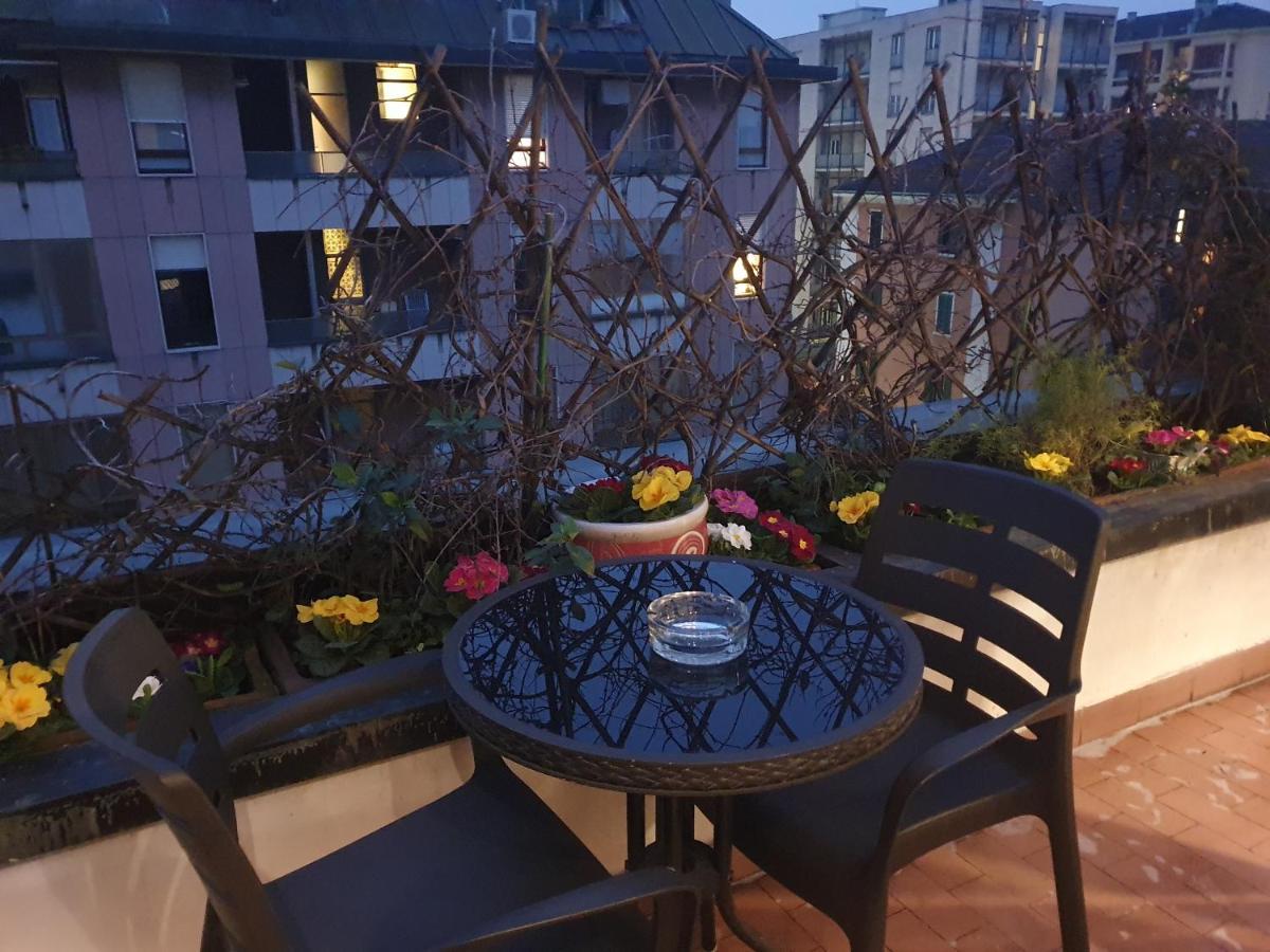 The Boheme Vintage Junior ---- Cozy & Quiet & Comfortable With Private Bathroom & Fully Equipped Kitchenette & Cozy Balcony - Lift To 4th Floor - Metro' -green Subway Porta Genova Aparthotel 2*