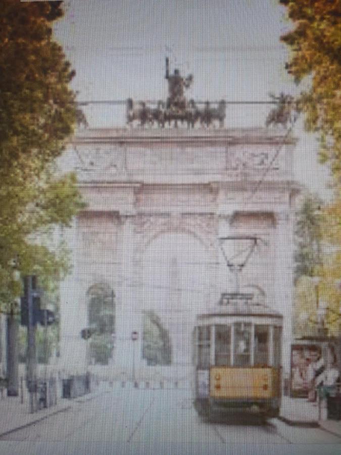 Apartment The Centre Junior - Free Parking Per Selected Rate And Car Keys Must At Garage - Zone Arco Della Pace - Castello Sforzesco -last Supper -nearest Metro Subway Greenline M2 Moscova