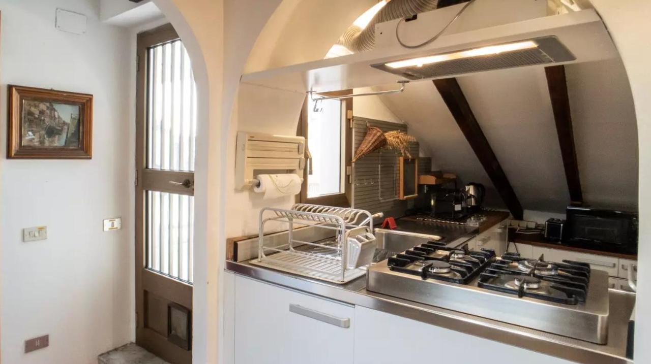 The Attic Of With Terrace View * Mailand