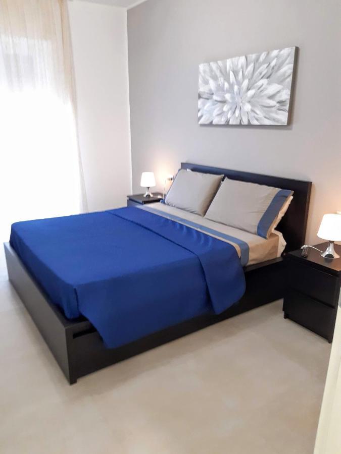Rent 2 *