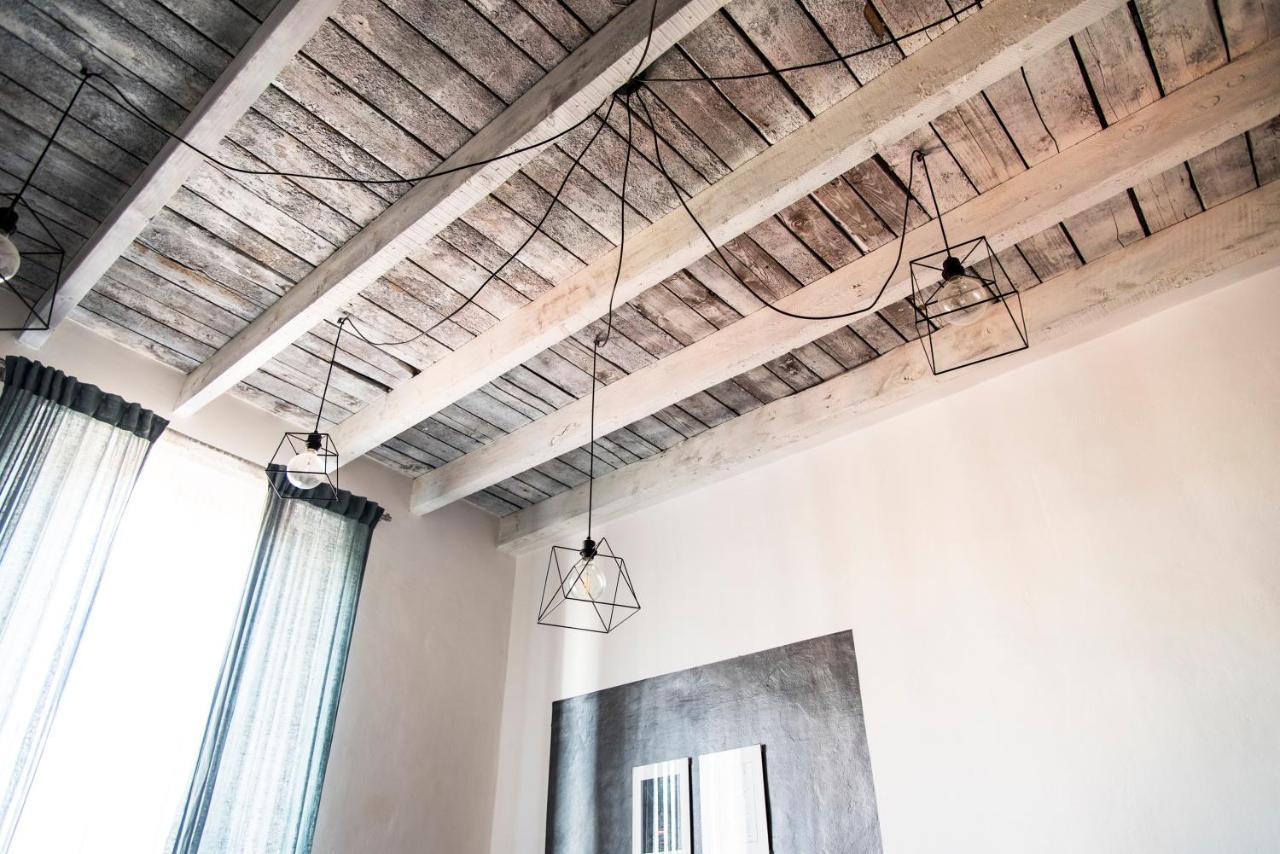 Apartment Youhosty - Correggio 12 *
