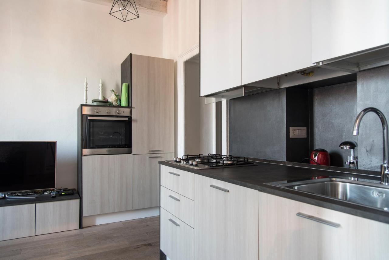 Youhosty - Correggio 12 Apartment