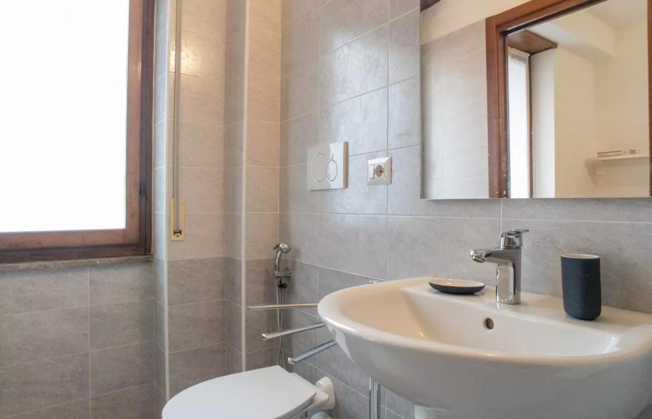 Cozy And Modern In Corvetto *