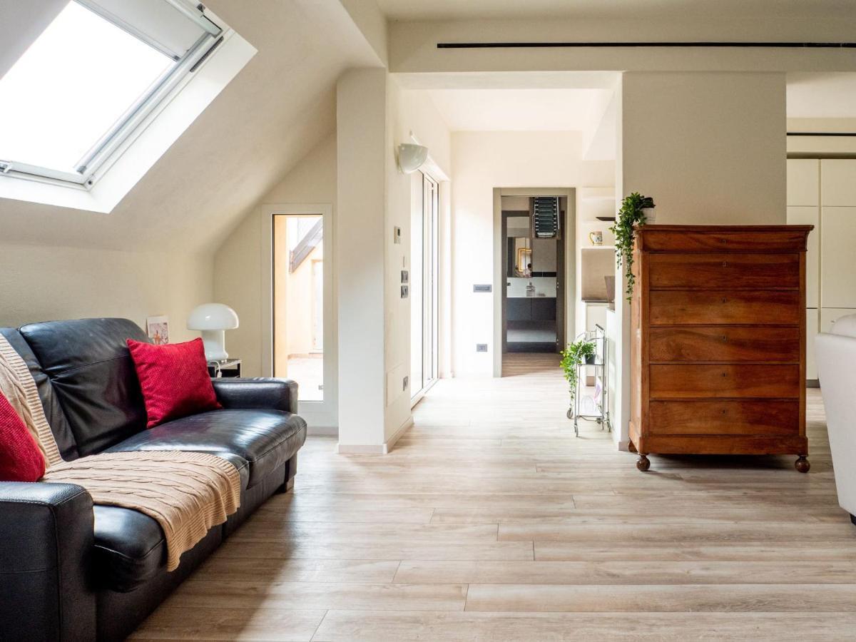 The Best Rent - Attic With Terrace In Downtown Appartamento Milano