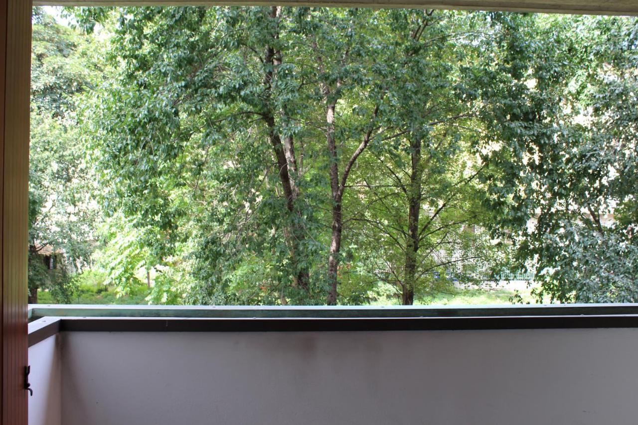 Appartement Elegant And Quiet With Terrace Milaan