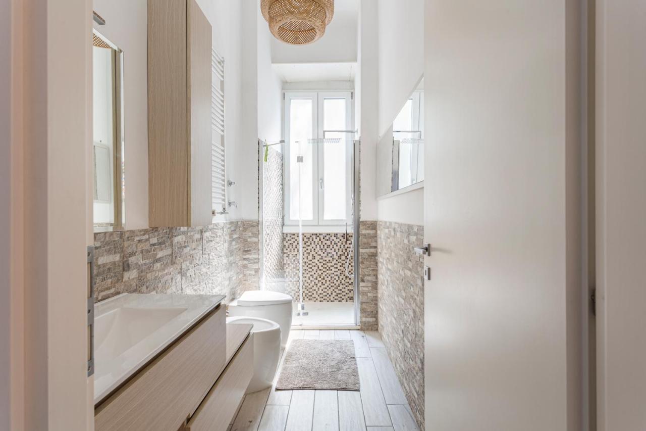 Spacious Retreat Steps From Lambrate Metro- Via Pacini * Milan