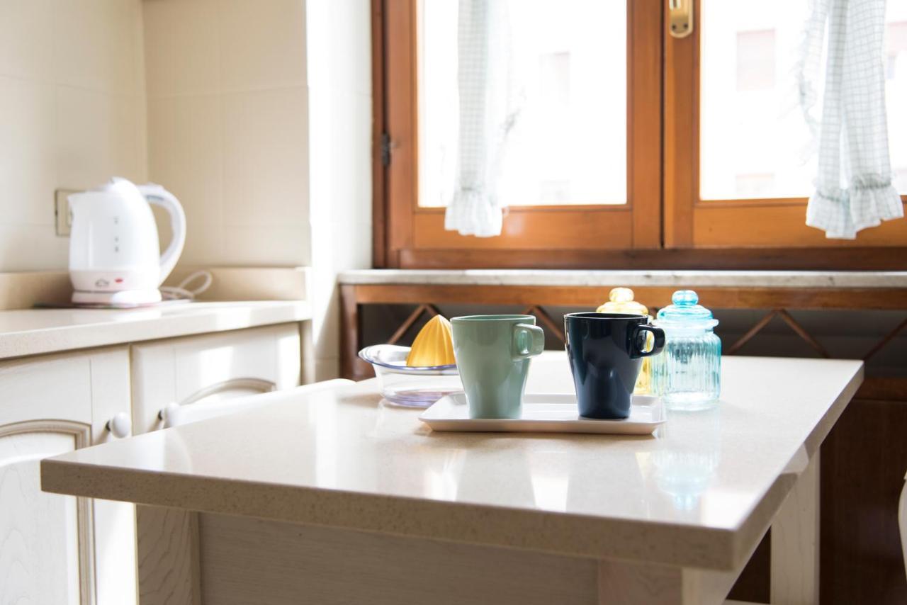Apartment Youhosty - Sacconi 4 Milan