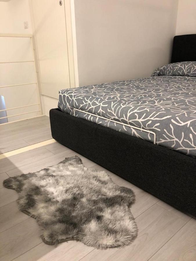 Savoia 19 * Milaan
