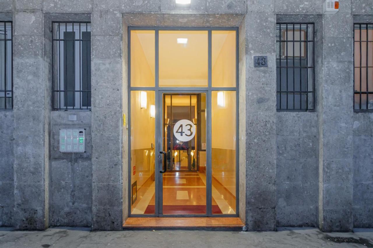 Apartment Joivy Sleek Flat With Balcony Near Mudec Museum And Navigli Area Mailand