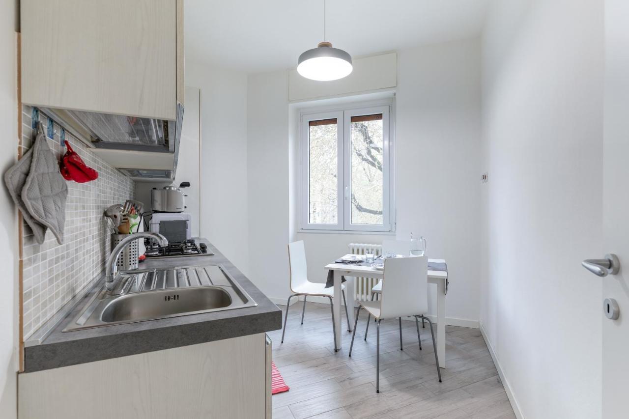 Piazza De Angeli M1 Comfortable Flat With Balcony