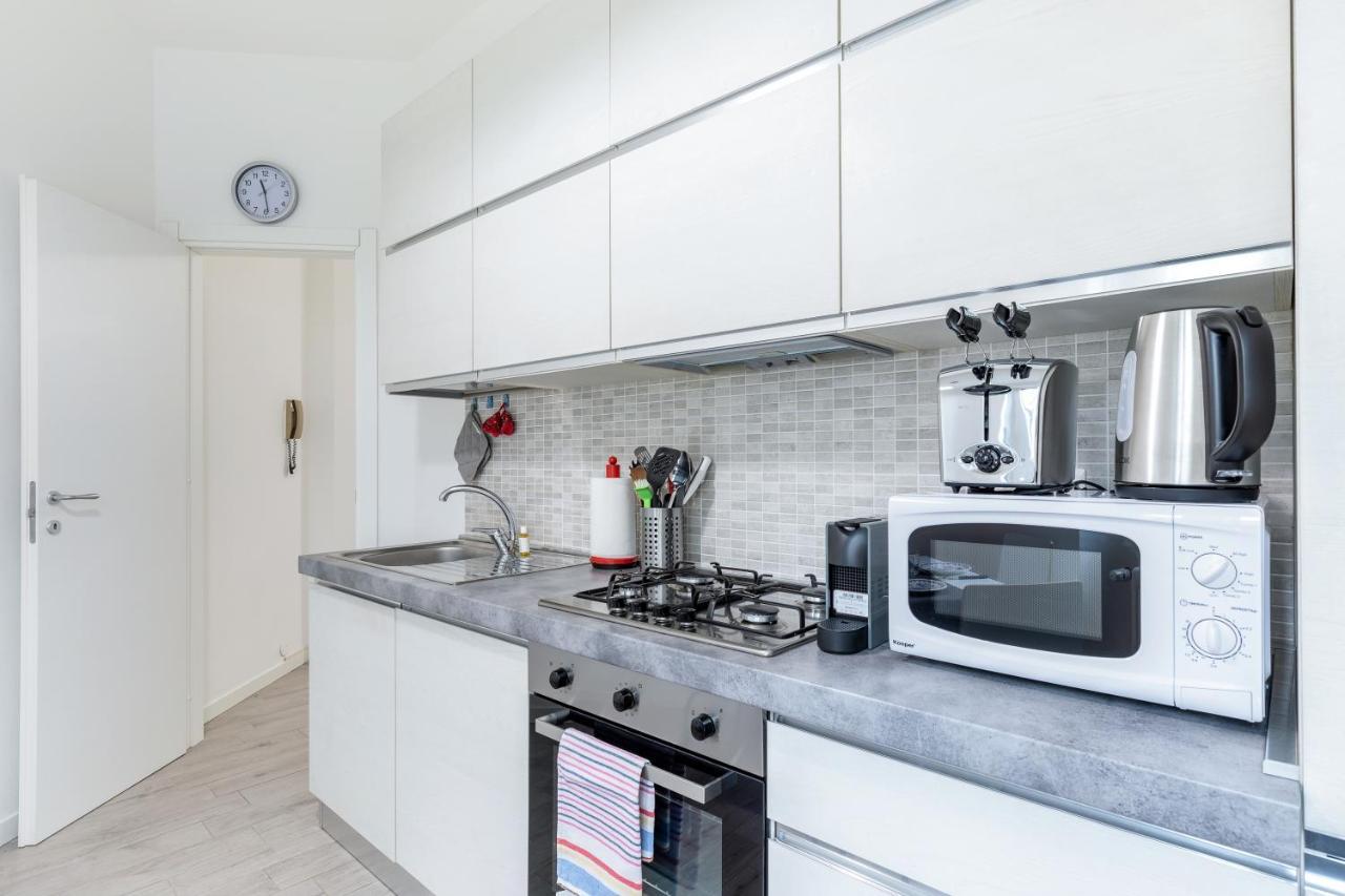 Lejlighed Piazza De Angeli M1 Comfortable Flat With Balcony