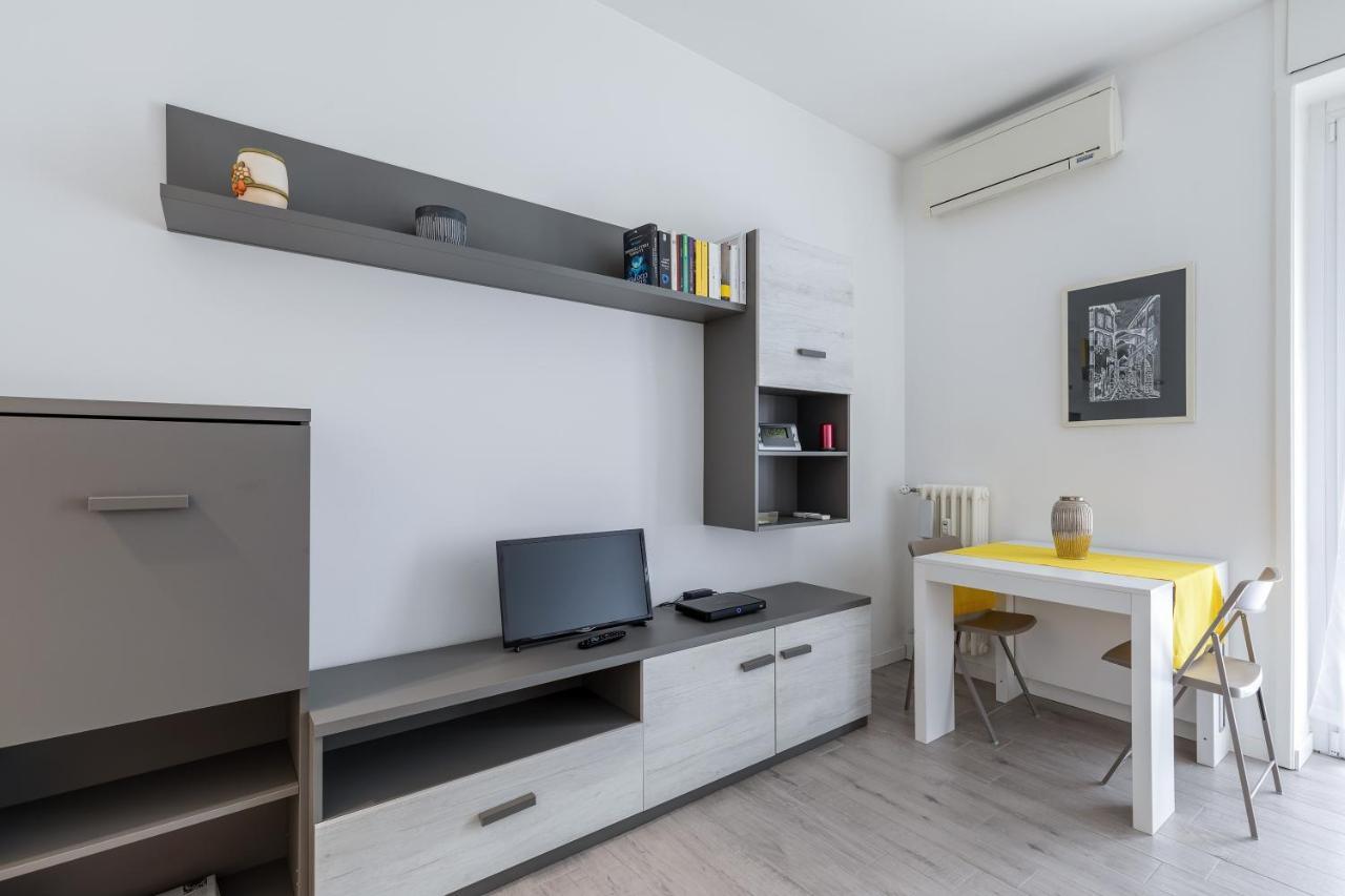 Lejlighed Piazza De Angeli M1 Comfortable Flat With Balcony *