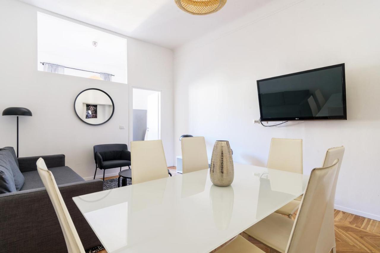 Hemeras Boutique Homes Luxury 4bdr Close To Duomo Apartment Milan
