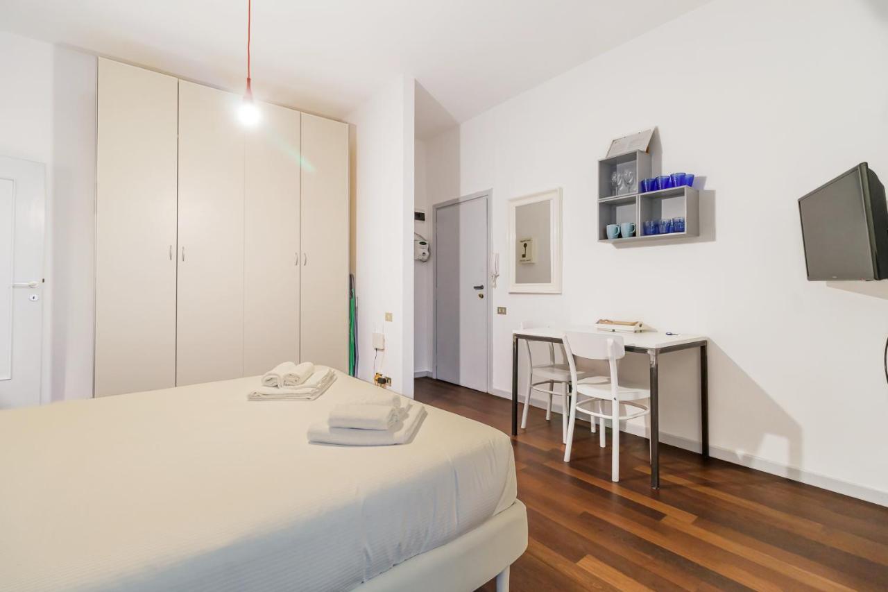 Apartment Joivy Sleek Flat With Balcony Near Mudec Museum And Navigli Area Mailand