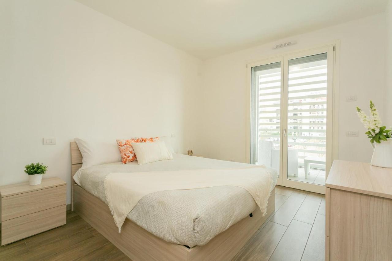 The Rent - Modern Close To Dergano Lejlighed *