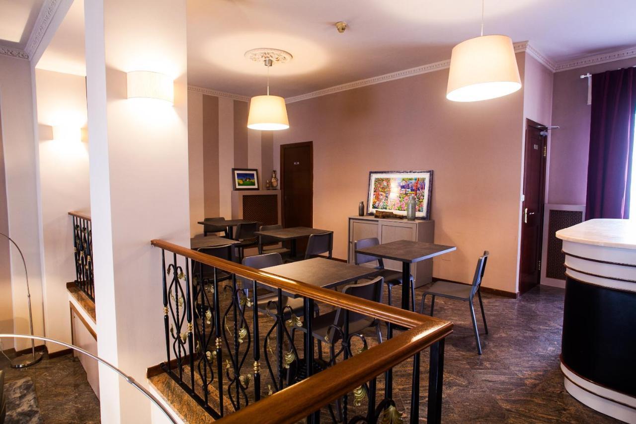 Di Porta Romana Hotel