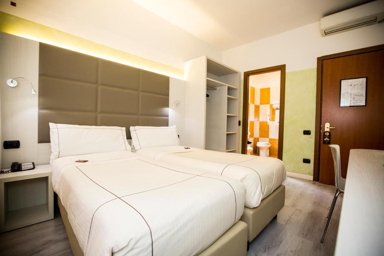 Agape Aa Hotell Milano
