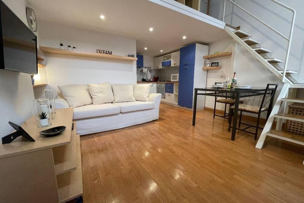 Lafilo 3 Apartment Milan