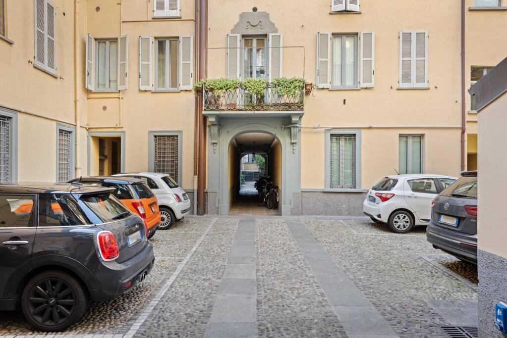 Appartement Feelings Of Peace And Comfort Near Duomo Milaan