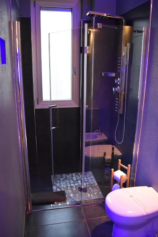 Bruzzanese Apartment Milan