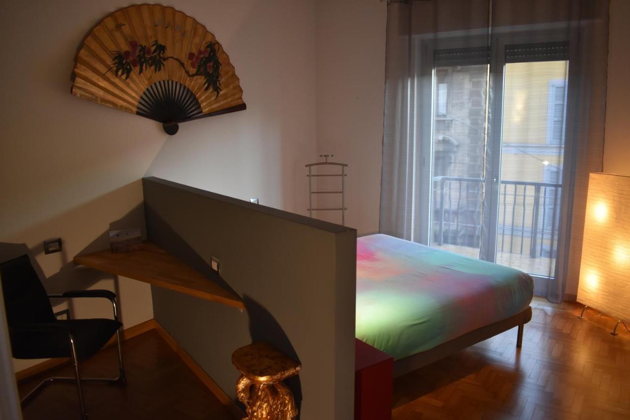 Bruzzanese Apartment Milan
