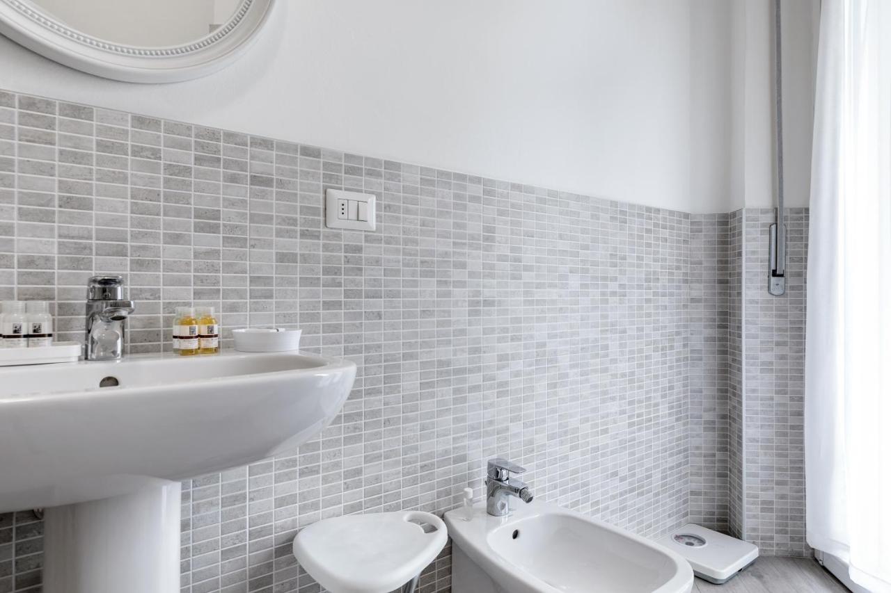 Piazza De Angeli M1 Comfortable Flat With Balcony Milano