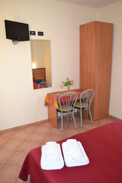 Iride Stazione Lambrate Citta Studi Hotel