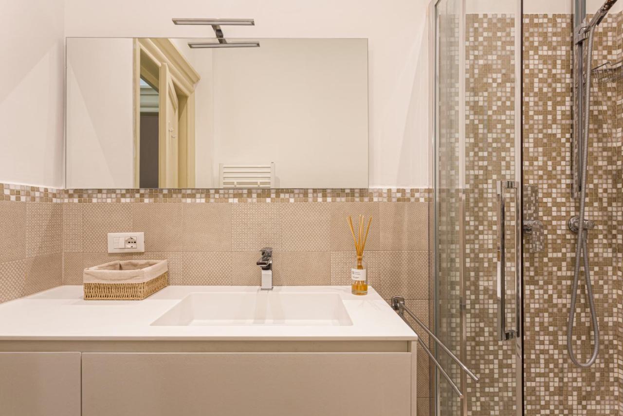 Apartment Restayled Chic Apartement- Via Ozieri