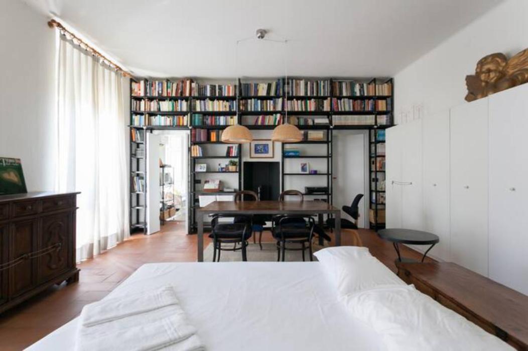 Porta Ticinese Cozy Con Balcone Apartment