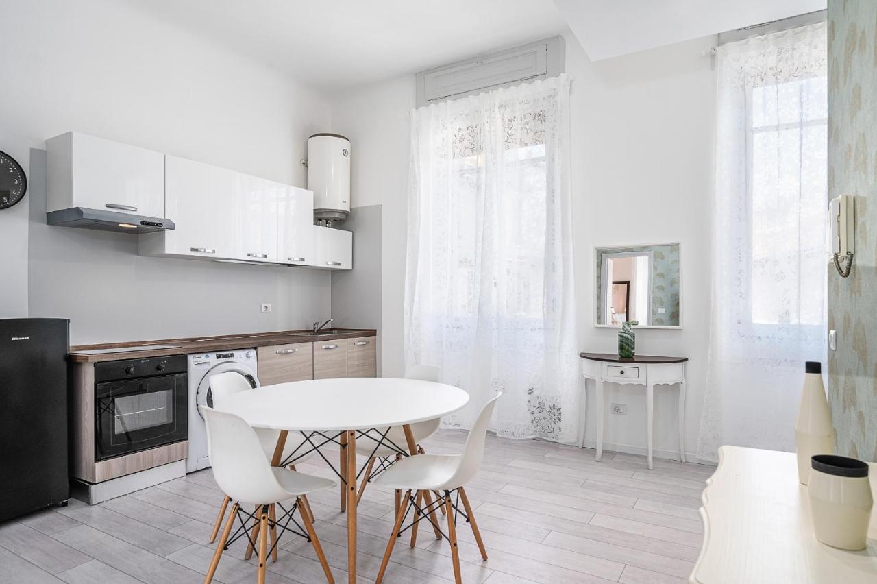 Hemeras Boutique Homes - 4 Design Homes In Center Appartamento *