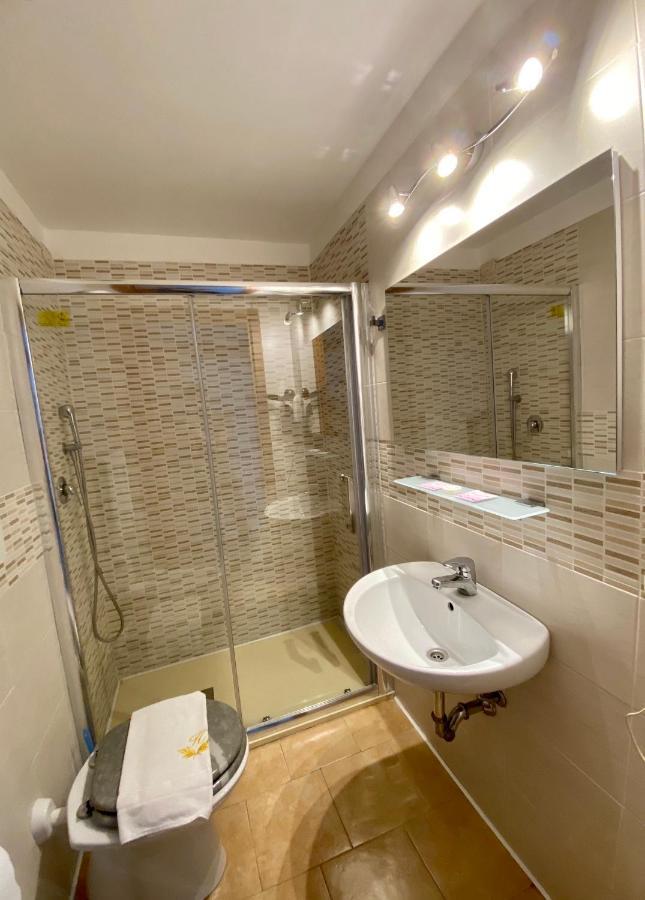 Atena 2* Milan