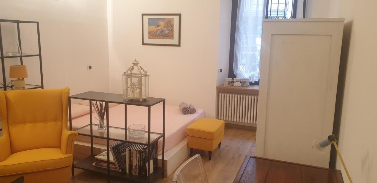 Isola Dal Verme Flat Leilighet