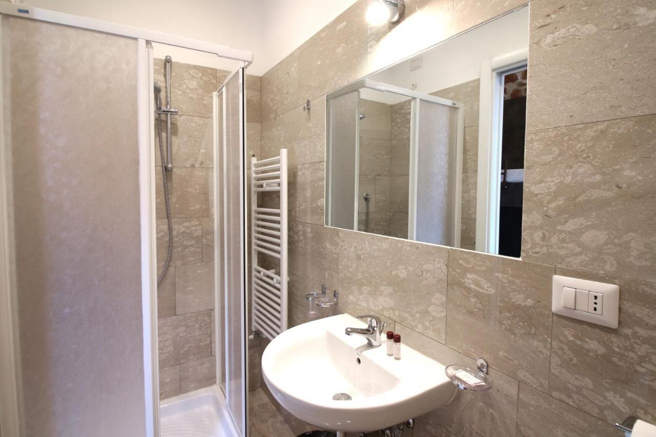 New Generation Navigli Hostel *