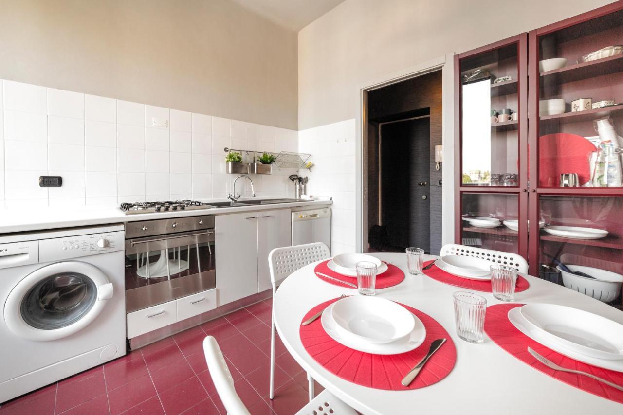 Isola District & Istria M5 Apt! Milaan