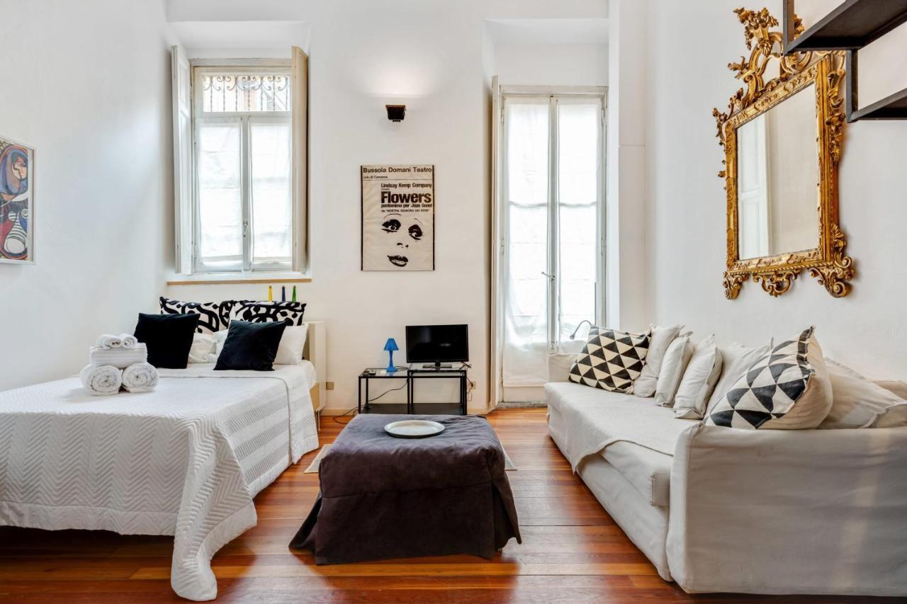 Delightful And Large Loft In Porta Romana Leilighet *