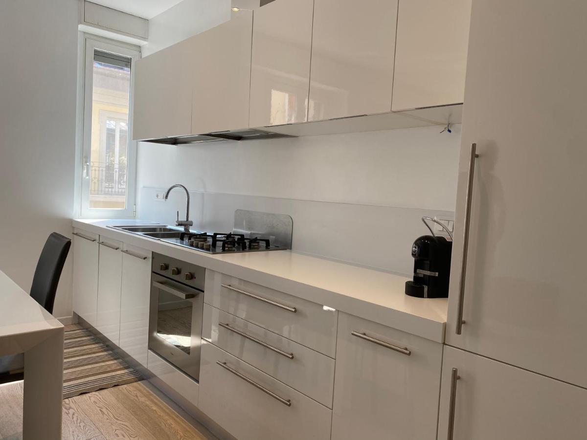Bright & Spacious Near Navigli - Ponti Apartment Milan