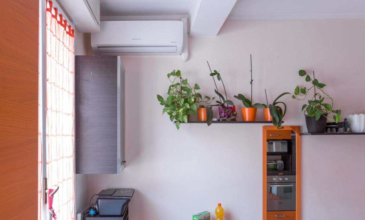 Bright & Cozy With Balcony Gasthuis *