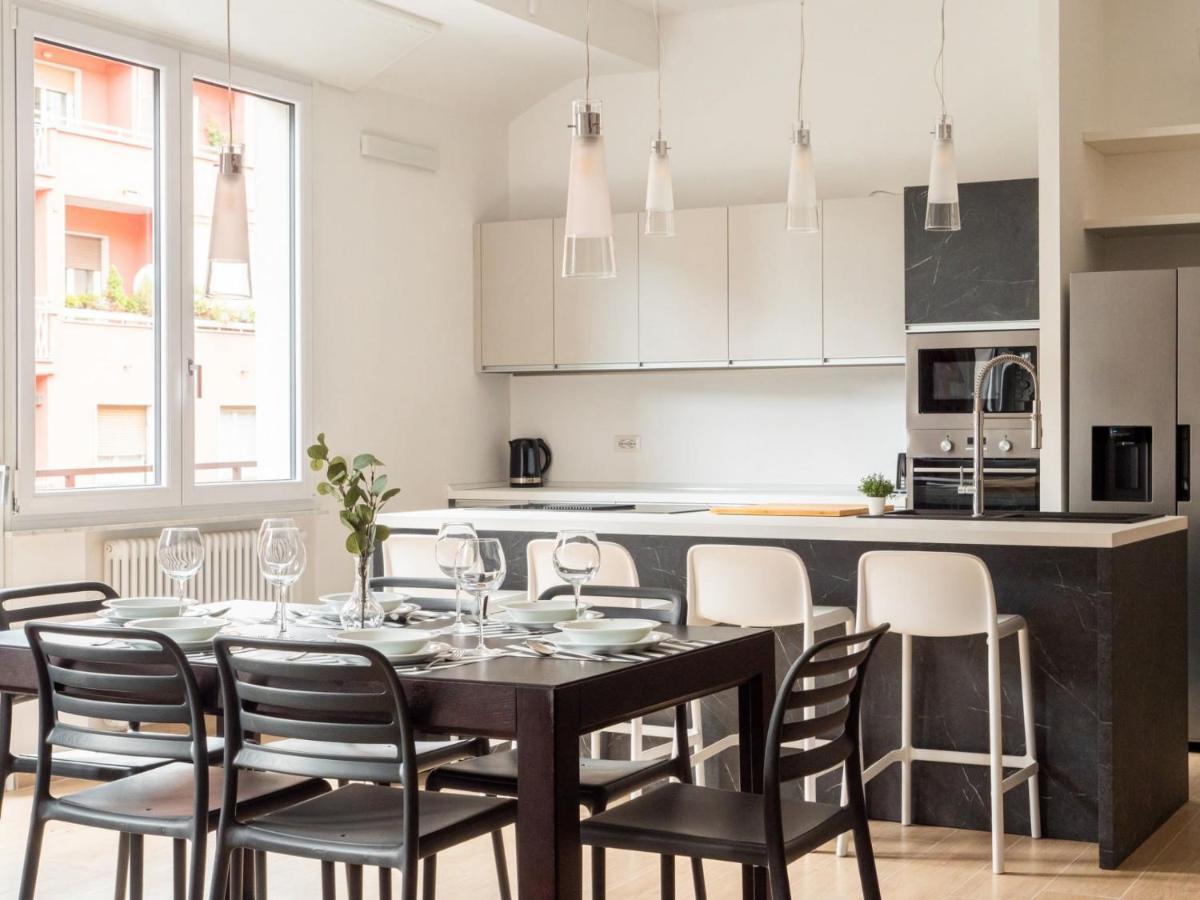 The Best Rent - Gorgeous Two-bedroom Close To Cinque Giornate Square Appartamento Milano