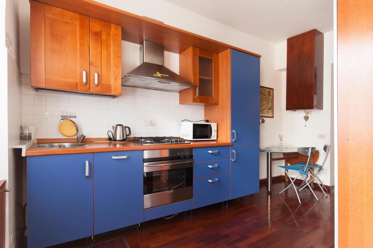 De Angeli Cozy Apartment- Youhosty Apartment