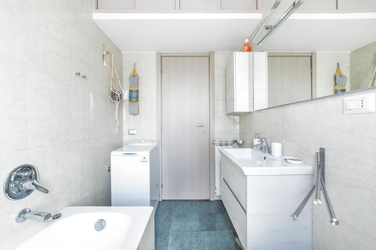 Precotto Comfortable Flat With Balcony Apartment *