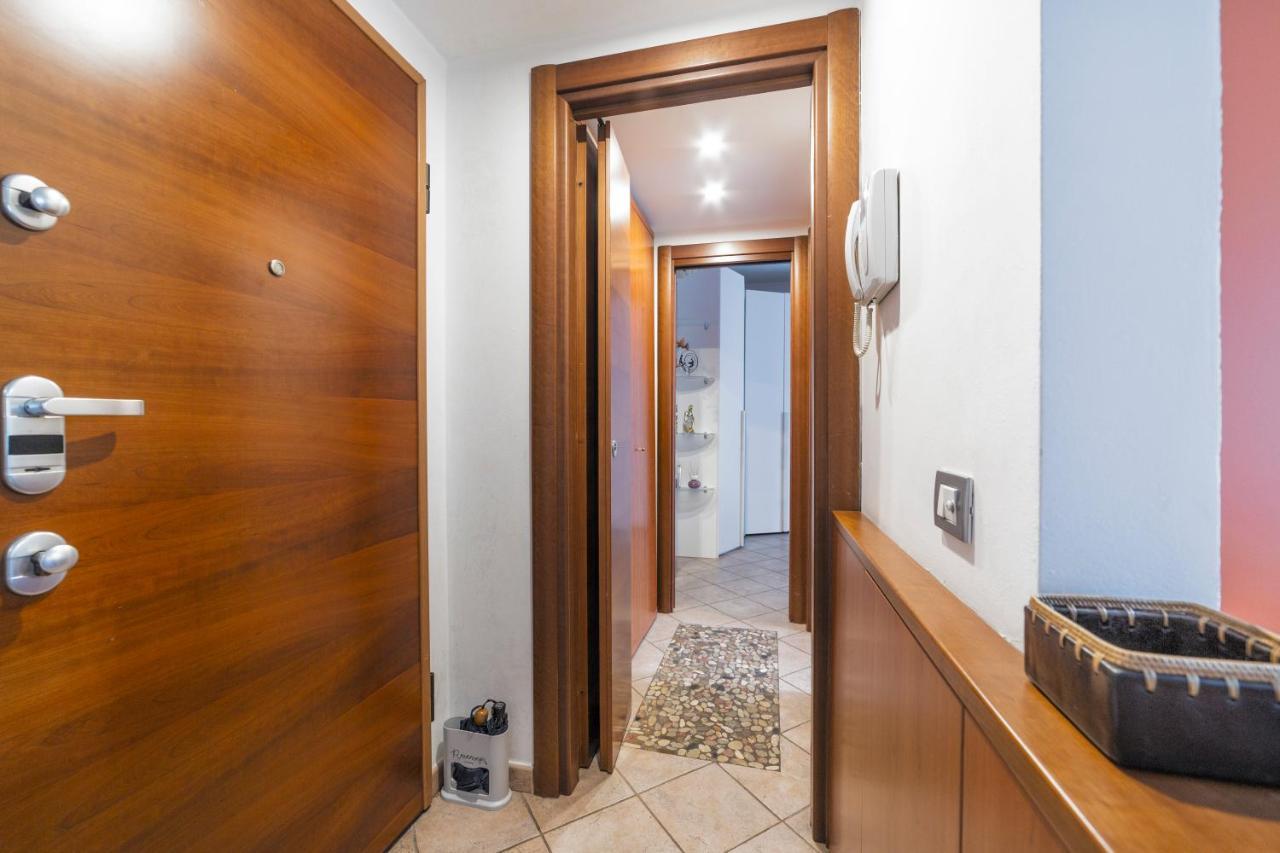 Martesana Flat With Balcony - M1 Gorla And Turro * Milano