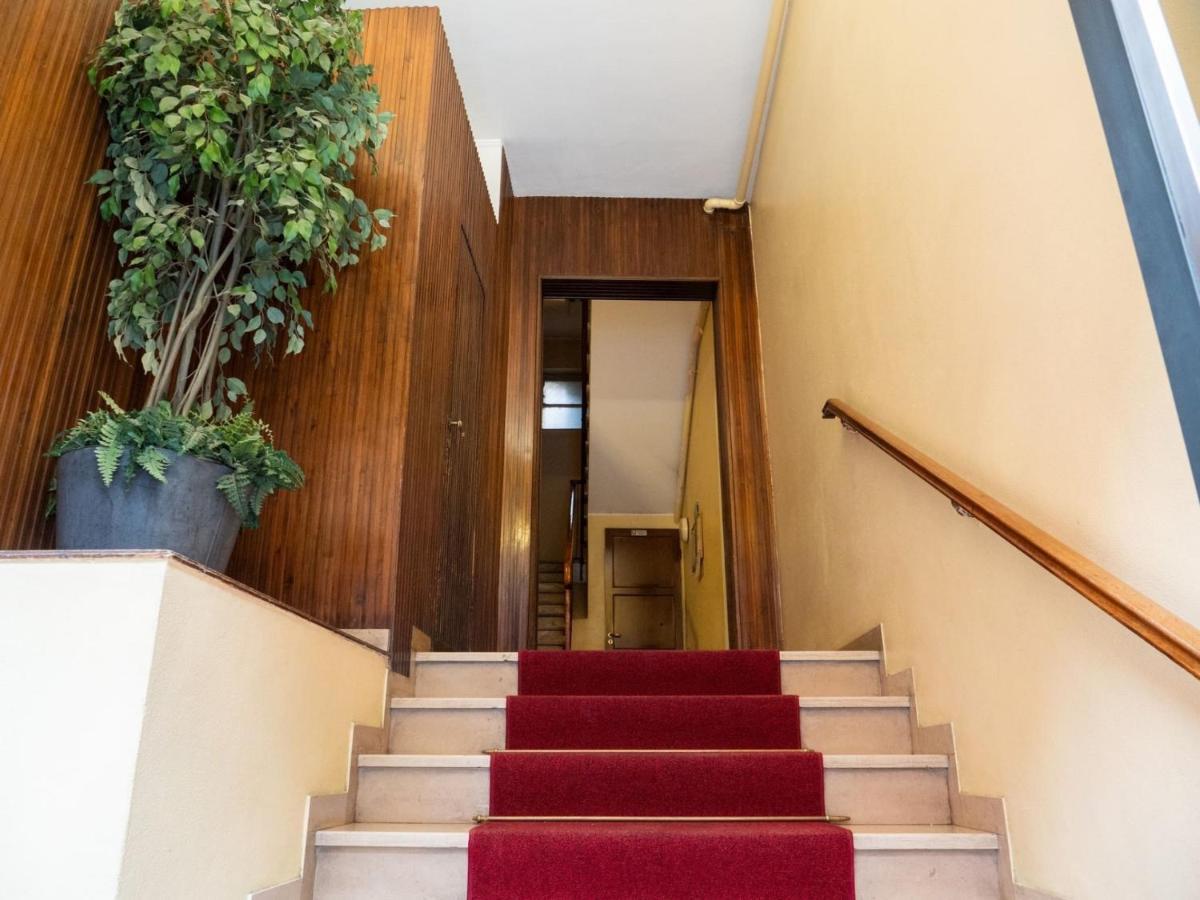 The Rent - Beautiful Two-bedroom Close To Cinque Giornate Square * Milan
