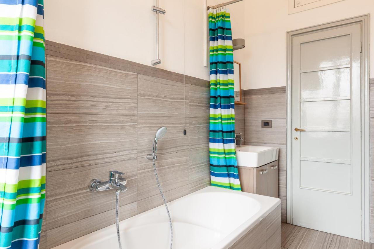 Ticinese Master Guest Close To Duomo * Milano