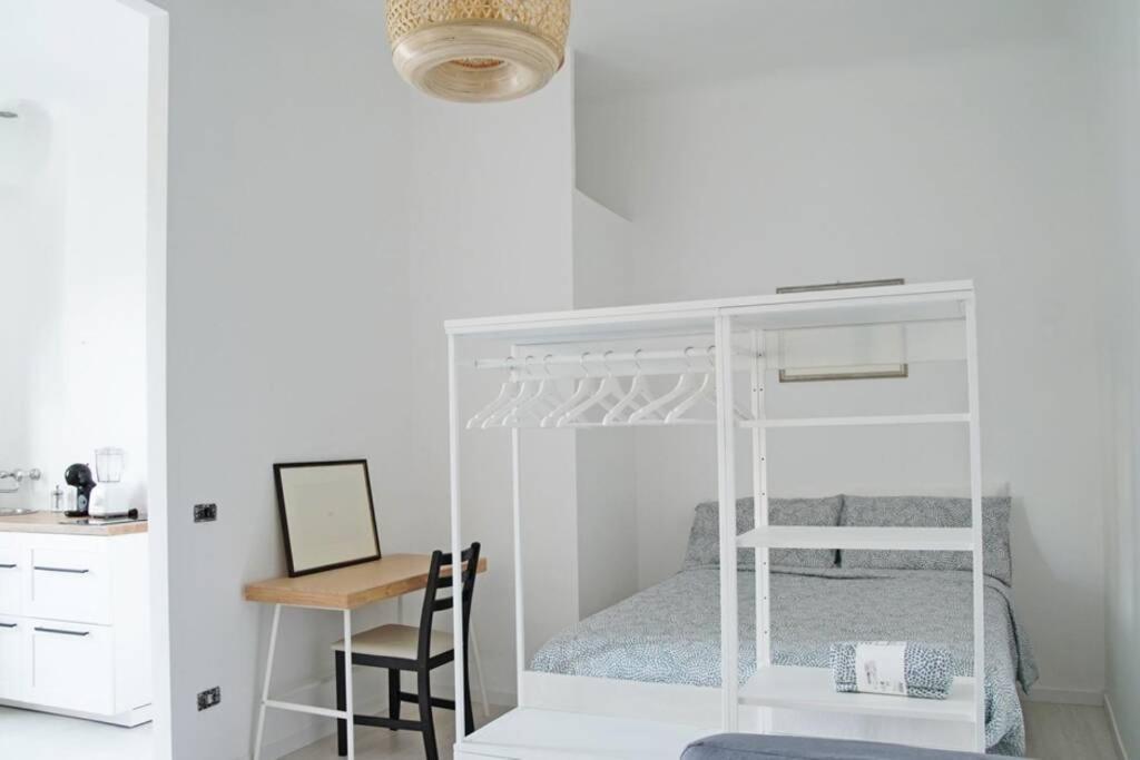 Urban House - Best View Navigli Milan Center Appartement