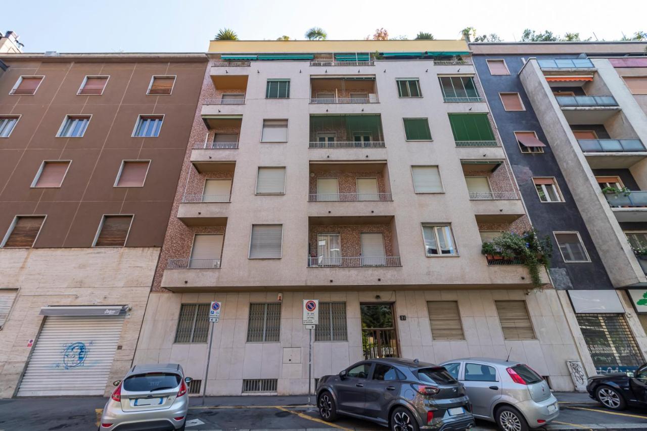Altido Sleek Flat With Balcony, Walking Distance From Centre Apartment