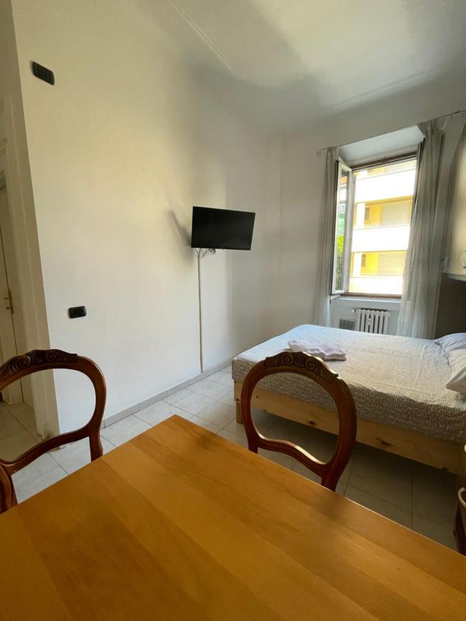 Venini 23 * Milano