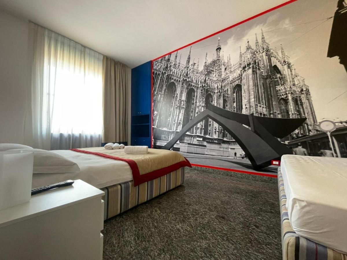 Camperio Central & Colorful In Cordusio Milan