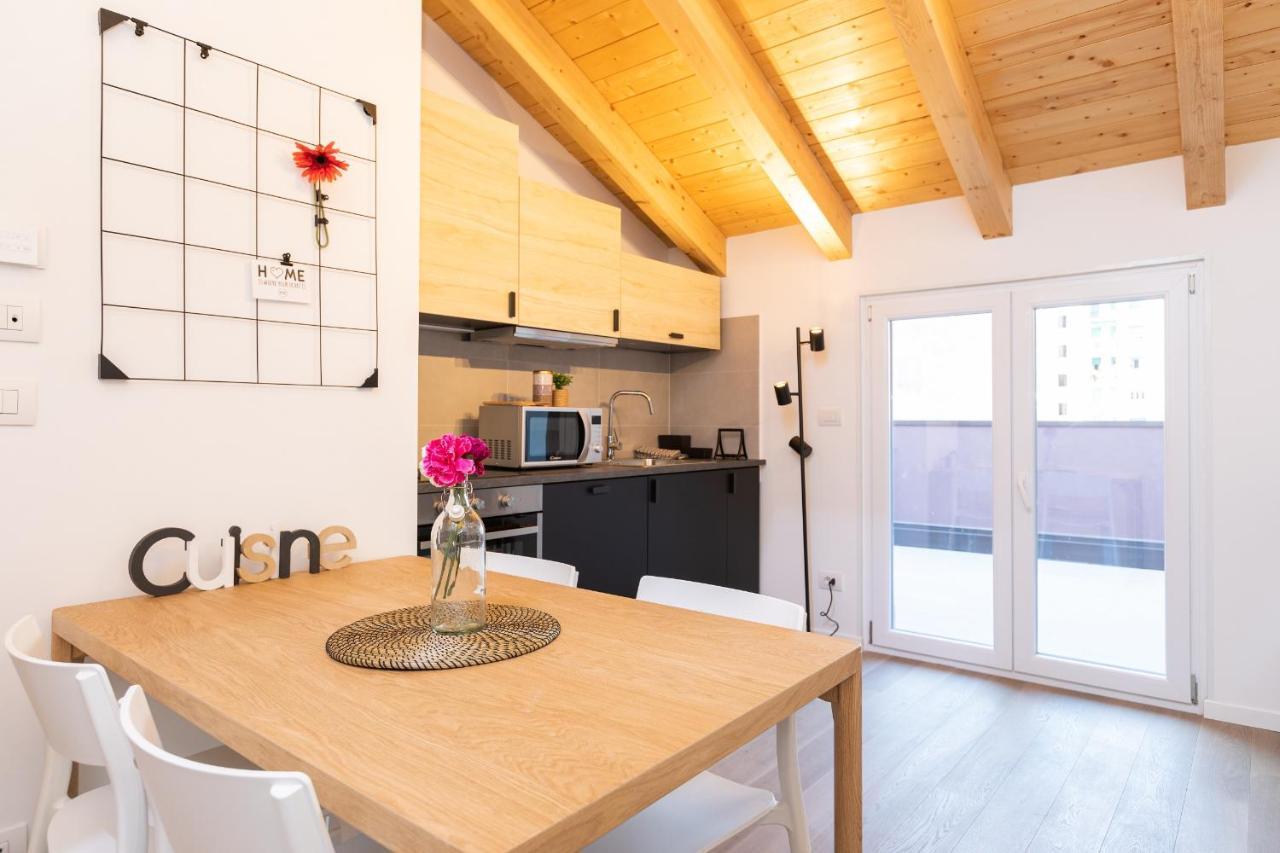 Joivy Contemporary In Historical Giambellino-lorenteggio Apartment Mailand