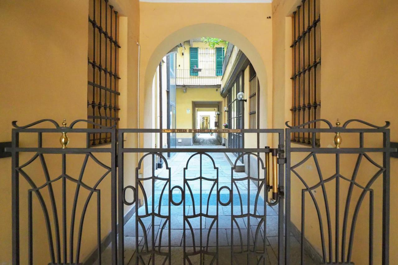 Centro Storico, Darsena E Duomo - Corso Genova - Italy Flat Vacation Lejlighed